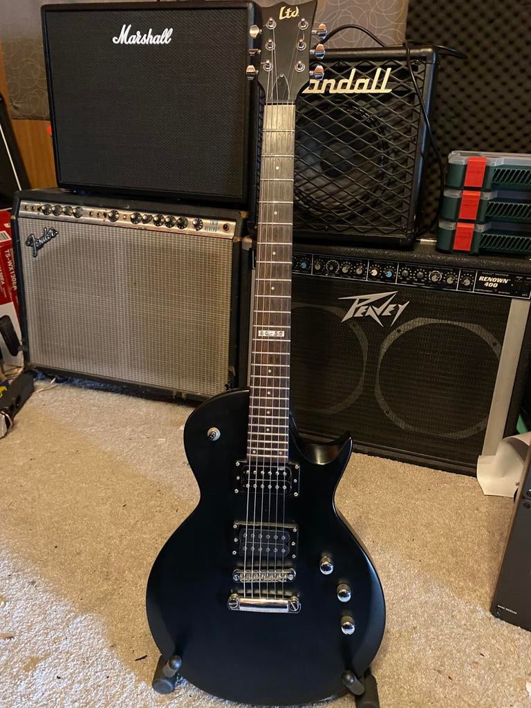 Guitare + ampli de guitare, Musique & Instruments, Instruments à corde | Guitares | Électriques, Enlèvement, Comme neuf