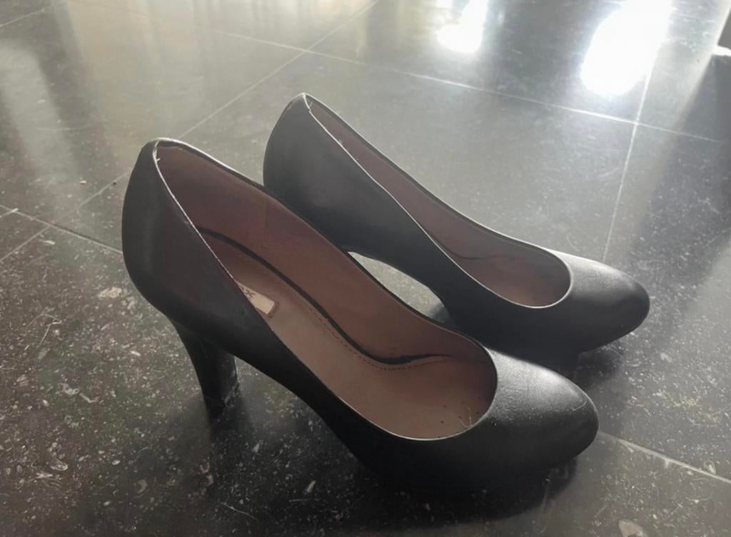 Talons noir, Vêtements | Femmes, Chaussures, Enlèvement, Autres types, Porté, Noir