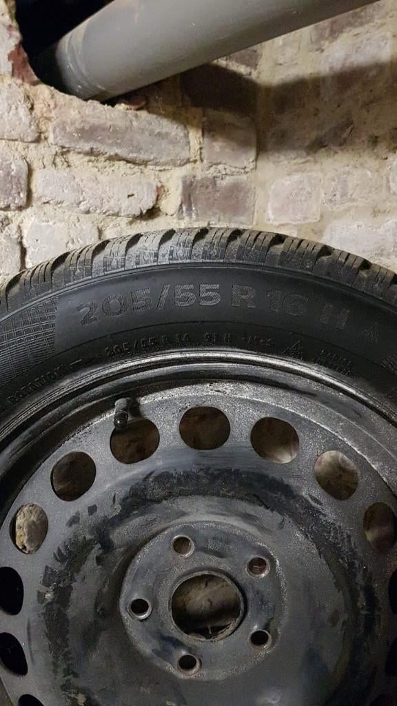 Pneus continental Kit hiver 205/55/R16, Autos : Pièces & Accessoires, Enlèvement, Neuf