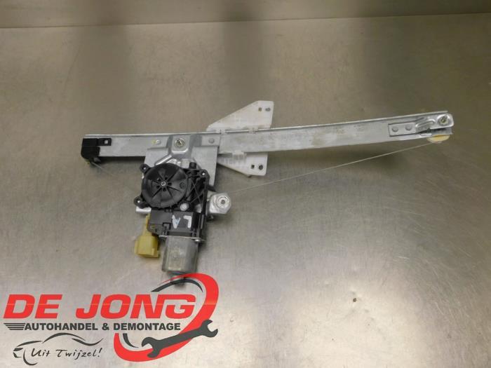 Mécanique vitre 4portes arrière gauche d'un Ford Kuga, -, 3 mois de garantie, -, -