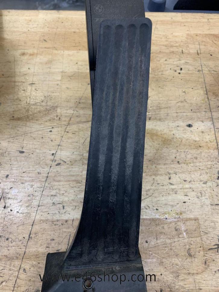 Gaspedaal BMW E60 E61 545i automaat oe 6766930, Autos : Pièces & Accessoires, Commande, BMW, Utilisé, Enlèvement ou Envoi