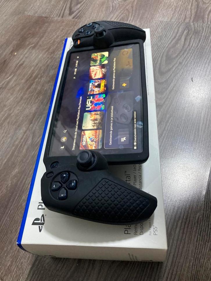 Playstation Portal Remote-Player, Games en Spelcomputers, Games | Sony PlayStation Portable, Gebruikt, Platform, 1 speler, Vanaf 3 jaar