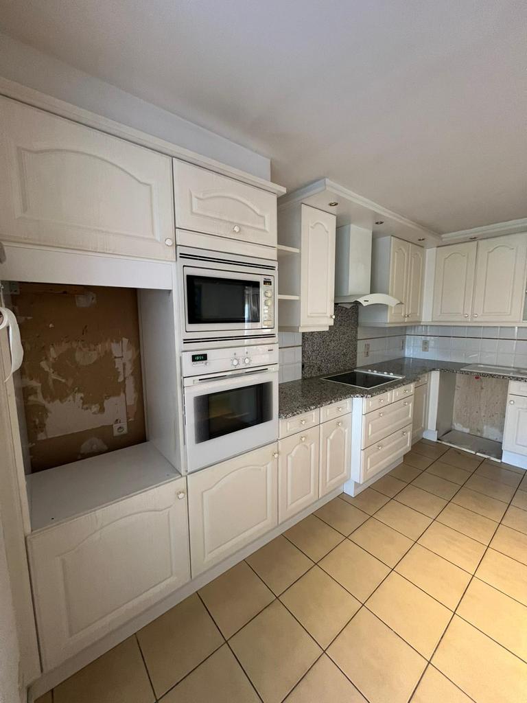 Keuken zelf af te breken, Ophalen