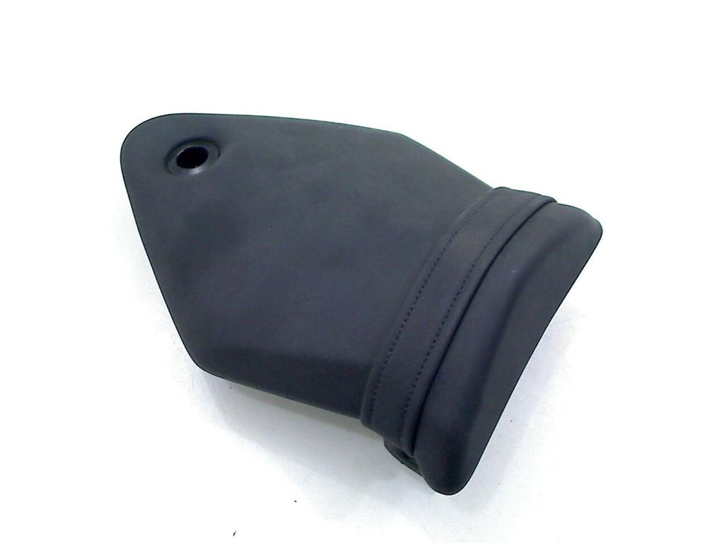 BUDDYSEAT ACHTER BMW S 1000 RR 2010-2011 (S1000RR 10), Dhr. S. di Majo, Gebruikt, Info@cama-motorparts.nl, P.J. Troelstraweg 8 8
3144 CX  MAASSLUIS, NL