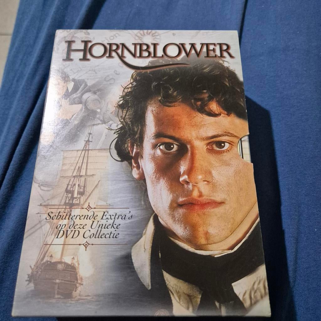 Dvd box Hornblower, CD & DVD, DVD | TV & Séries télévisées, Coffret, Comme neuf, À partir de 12 ans, Action et Aventure