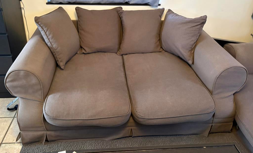 2 canapés, Enlèvement, Utilisé