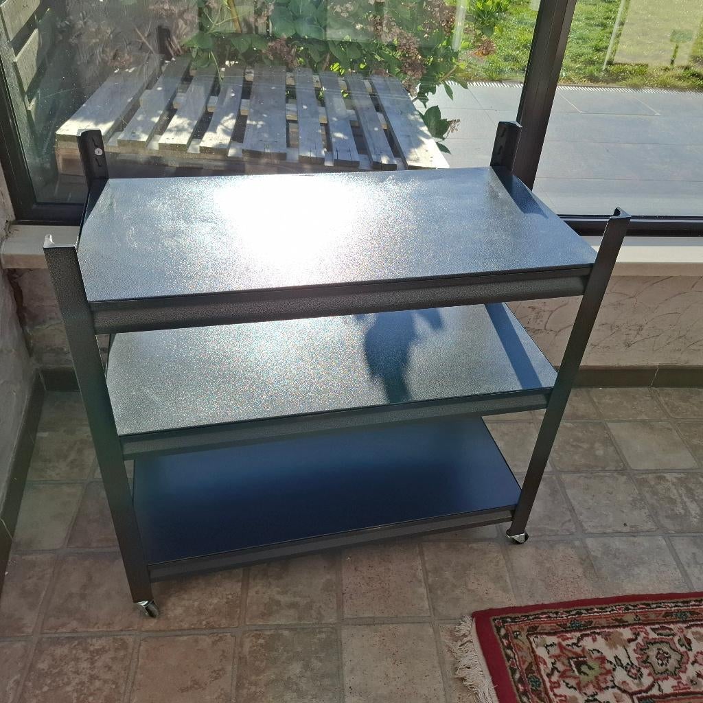 Armoire métallique debout, étagère robuste avec 3 étagères, Enlèvement, Utilisé