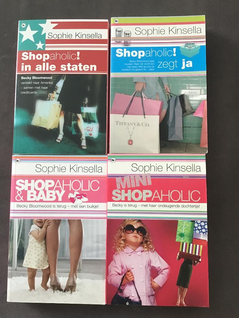 4 x Shopaholic., Ophalen of Verzenden, Zo goed als nieuw, Sophie Kinsella, België