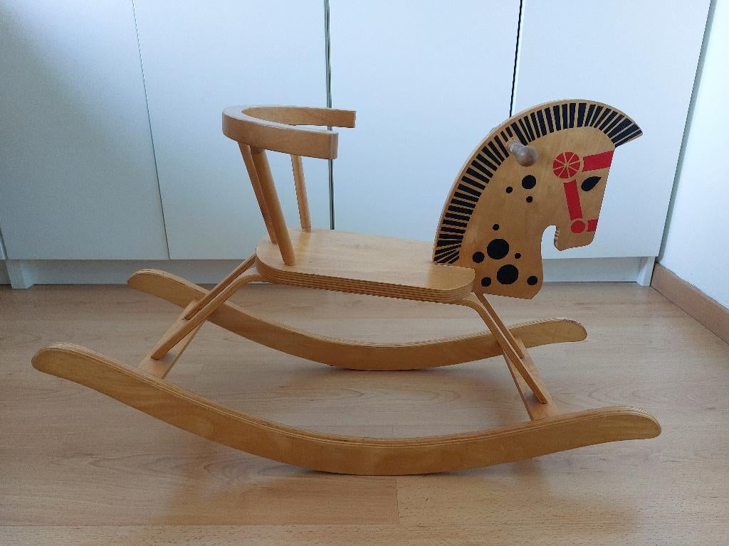 houten schommelpaard, Ophalen, Gebruikt