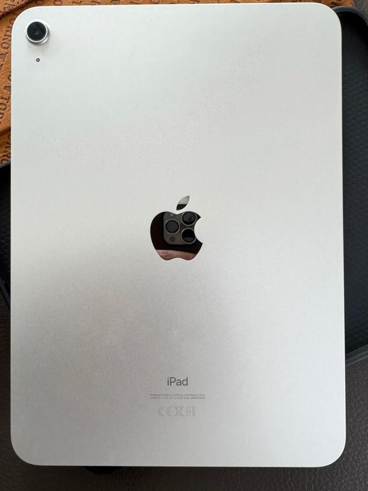 2x iPad 10ème génération, Informatique & Logiciels, Apple iPad Tablettes, Comme neuf, Apple iPad, Wi-Fi, 11 pouces, 64 GB, Argent