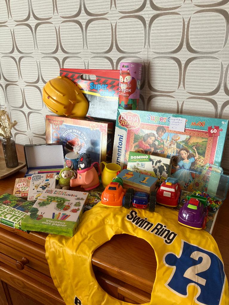 Lotje speelgoed, Ophalen