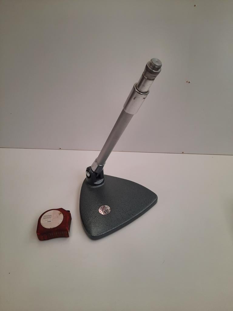 Vintage Seloso B82 tafelstatief voor microfoon, Musique & Instruments, Microphones, Enlèvement ou Envoi, Seloso, Micro studio