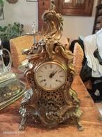 Grote Franse klok uit de 18e eeuw in mechanisch bronzen werk, Ophalen of Verzenden