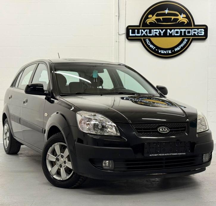 KIA RIO 1.5 CRDI *CARNET* PRETE A IMMATRICULER, Autos, Kia, Entreprise, Rio, ABS, Airbags, Air conditionné, Alarme, Ordinateur de bord