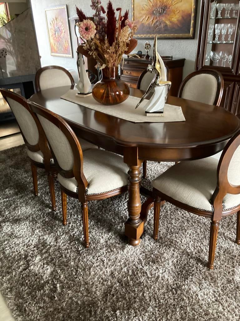Tafel in notelaar met 6 stoelen te koop, Enlèvement, Comme neuf