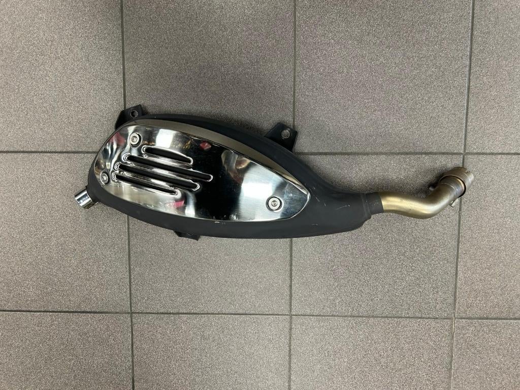 Uitlaat GTS 125/300, Ophalen, Uitlaat, Vespa