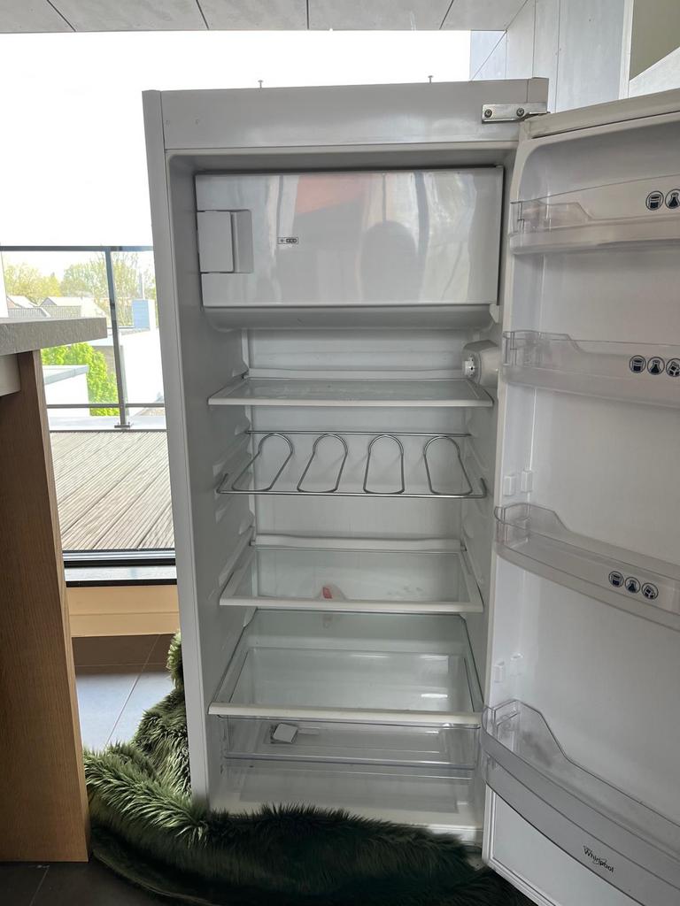 Inbouw koelkast met diepvriesvak, 100 tot 150 liter, Zo goed als nieuw, Energieklasse A of zuiniger, 45 tot 60 cm