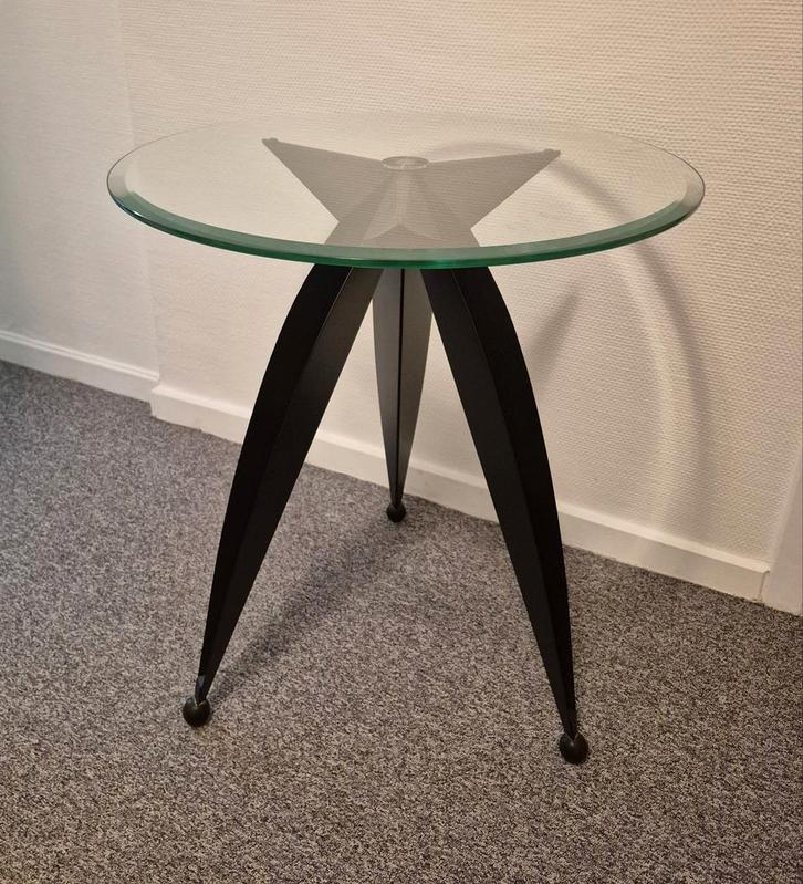 Table d'appoint design fabrication Baleri Italia, Maison & Meubles, Tables | Tables d'appoint, Verre, Enlèvement ou Envoi