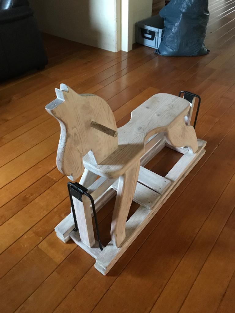 Schommelpaard, Ophalen, Gebruikt