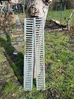 2 Grilles de caniveau / Passerelles, Comme neuf, Évacuation, Autres matériaux, Moins de 2 mètres