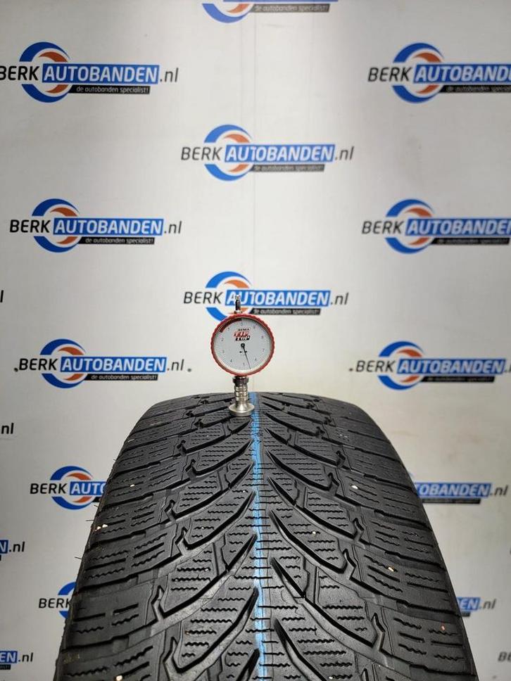 2x Nokian WR SUV4 255/40 R21 102V 255/40/21 2554021 (prijs =, Auto-onderdelen, Banden en Velgen, Band(en), Winterbanden, 21 inch