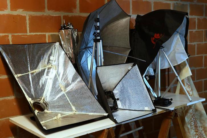 Vestiges du studio photo. Matériel photo de studio, TV, Hi-fi & Vidéo, Photo | Studio photo & Accessoires, Enlèvement ou Envoi