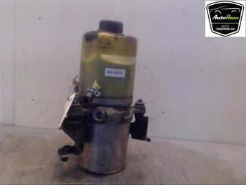POMPE DE DIRECTION Ford Focus C-Max (01-2003/03-2007), Utilisé, Ford