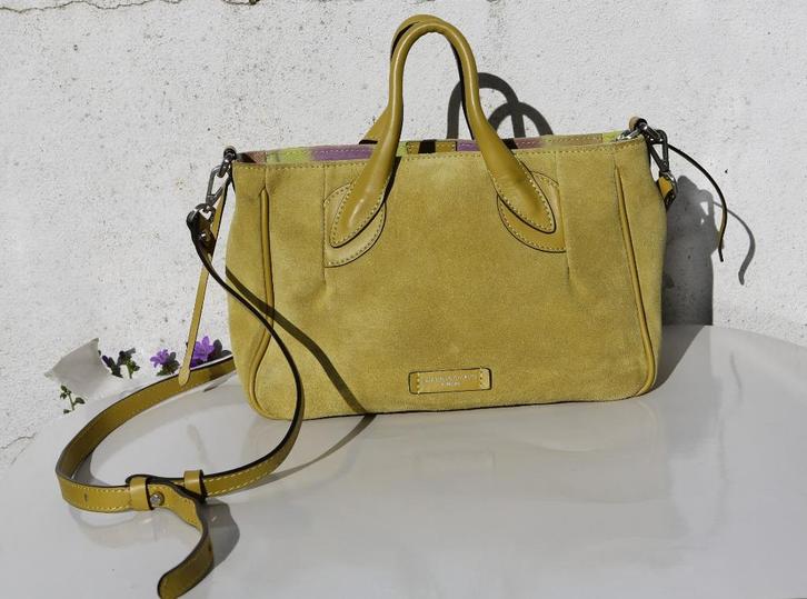 Zeer mooie Gianni Chiarini tas, Handtassen en Accessoires, Tassen | Damestassen, Zo goed als nieuw, Geel, Ophalen of Verzenden
