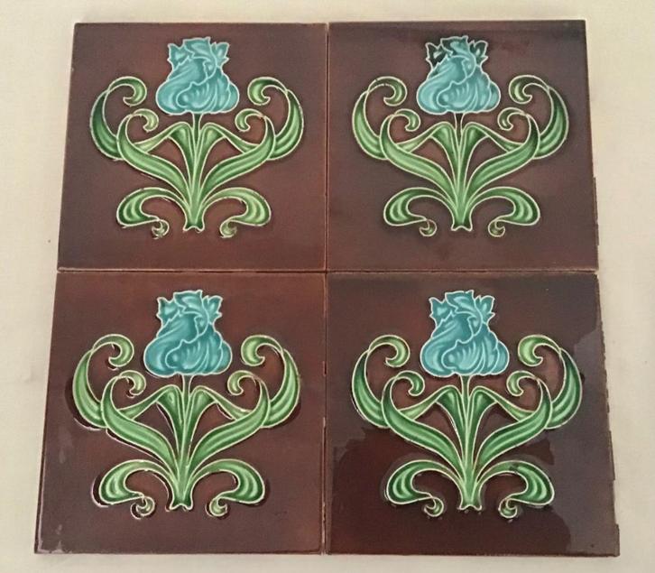 Jugendstil tegeltjes met tulp (4) Hemiksem Belgie, Antiek en Kunst, Antiek | Keramiek en Aardewerk, Ophalen of Verzenden