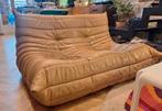 Fauteuil Togo Ligne Roset cuir camel 2 places, Maison & Meubles, Canapés | Sofas & Chaises Longues, Enlèvement ou Envoi, Utilisé