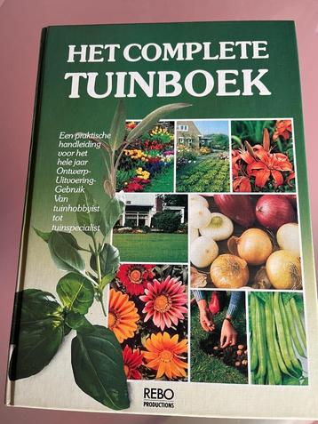 BOEK.  HET COMPLETE TUINBOEK beschikbaar voor biedingen