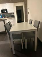 Dinner table with 4 chairs, Huis en Inrichting, Complete eetkamers, Ophalen, Zo goed als nieuw