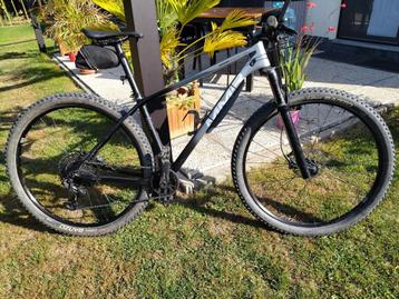 Zo goed als nieuwe MTB van het merk MMR te koop beschikbaar voor biedingen