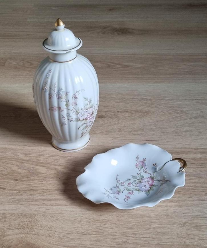 Mooi limoges porseleinen vaasje en schaaltje, Antiek en Kunst, Antiek | Porselein, Ophalen of Verzenden