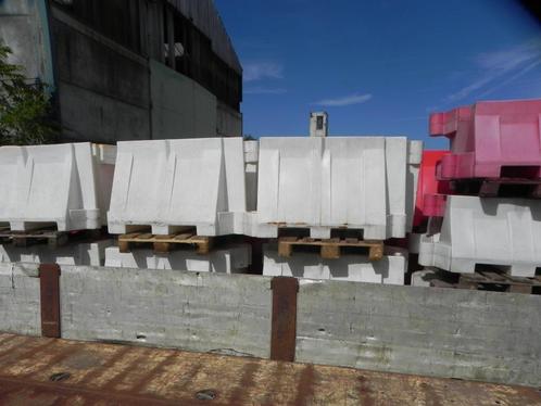 Wegafzetting blokkade elementen kunststof, Zakelijke goederen, Overige Zakelijke goederen, Ophalen
