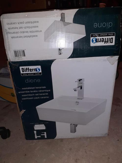 Nieuwe wastafelset, Doe-het-zelf en Bouw, Sanitair, Zo goed als nieuw, Ophalen of Verzenden