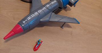 Thunderbird 1 (40 cm!) met attributen zeer zeldzaam beschikbaar voor biedingen