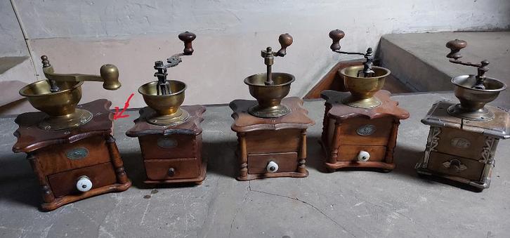 Moulins à café anciens, Antiquités & Art, Antiquités | Ustensiles de cuisine, Enlèvement