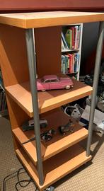 Armoire sur roulettes. Quatre étagères, Maison & Meubles, Enlèvement, Utilisé