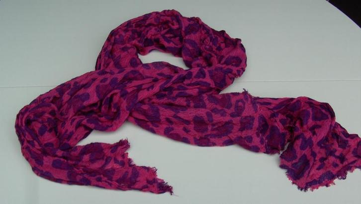 SJAAL FUCHSIA PAARS 175 X 100 CM Nieuw, Vêtements | Femmes, Bonnets, Écharpes & Gants, Neuf, Écharpe, Enlèvement ou Envoi