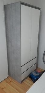 Bed met matras en kleerkast, Ophalen, Zo goed als nieuw