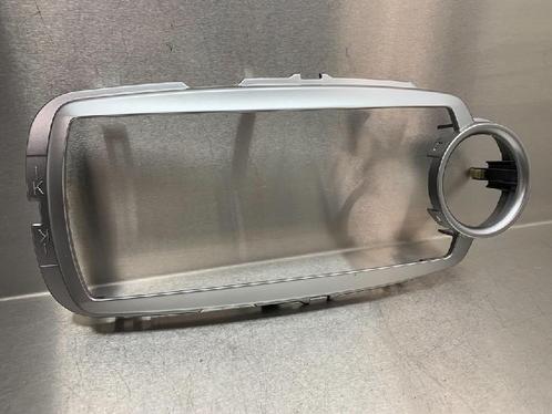 DIVERSEN Radio omlijsting Yaris III (P13) (864510D010), Auto-onderdelen, Overige Auto-onderdelen, Toyota, Gebruikt