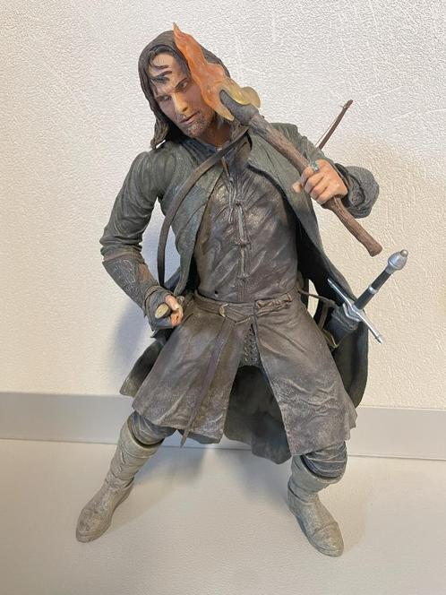 Epic figure Aragorn Lord of the rings, Collections, Statues & Figurines, Comme neuf, Autres types, Enlèvement