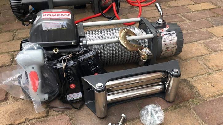 Elektrische lier 12 V 5,9 ton KOMPAKT oprijwagen draadloos, Autos : Divers, Accessoires de voiture, Neuf, Envoi