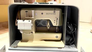 Machine à coudre Bernina 700 état correct fonctionnel  beschikbaar voor biedingen
