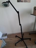 Onderzoekslamp met vergrootglas, Muziek en Instrumenten, Standaarden, Ophalen, Zo goed als nieuw