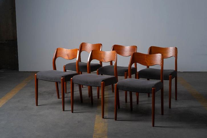 Niels O. Møller - Model 71 eetkamerstoelen, Maison & Meubles, Chaises, Utilisé, Cinq, Six Chaises ou plus, Bois, Cuir, Tissus