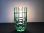 Vintage vaas in groen glas - jaren ‘50, Huis en Inrichting, Woonaccessoires | Vazen, Verzenden, Zo goed als nieuw, Groen, Glas