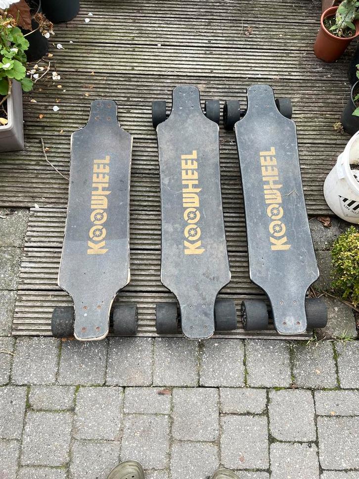 Koowheel electrisch longboard DEFECT, Sport en Fitness, Skateboarden, Zo goed als nieuw, Longboard, Ophalen