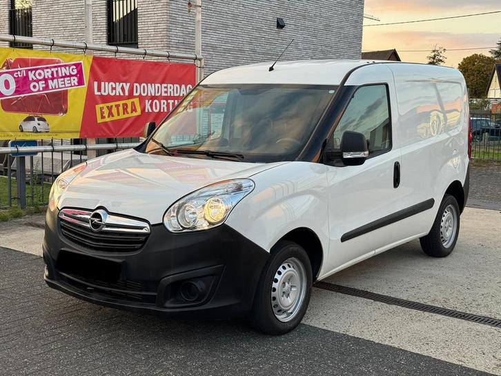 OPEL COMBO 1.3Diesel “114.000dkm” GEKEURD, Auto's, Bestelwagens en Lichte vracht, Bedrijf, Centrale vergrendeling, Opel, Diesel